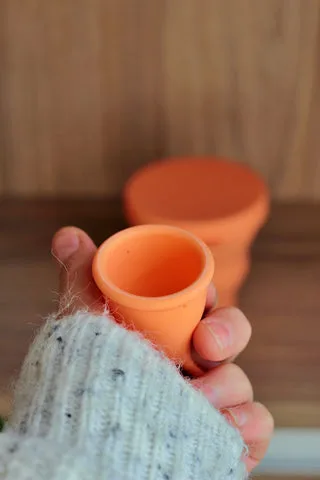 Kann ich eine Menstruationstasse verwenden, wenn ich unter Vaginismus leide?