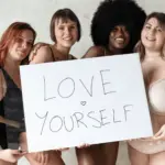 Illustration zum Thema Selbstliebe lernen, Selflove für alle und positive Gedanken von Papayacup