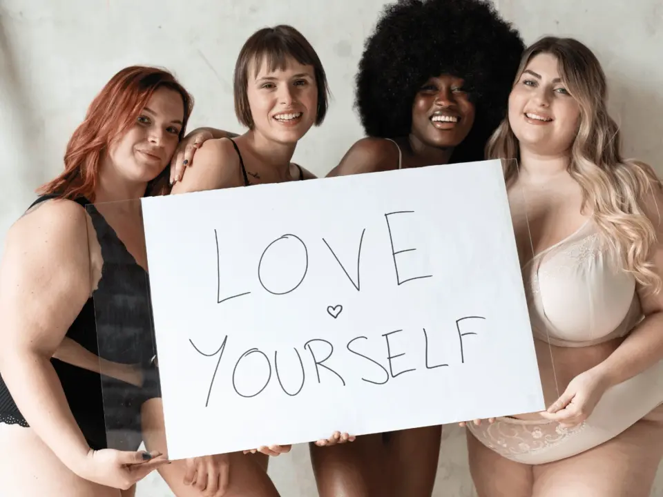 Illustrazione sull’imparare ad amarsi, selflove per tutti e pensieri positivi di Papayacup