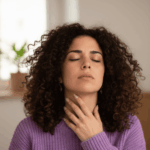 Hashimoto_Síntomas_en_mujeres_Entendiendo_la_tiroiditis