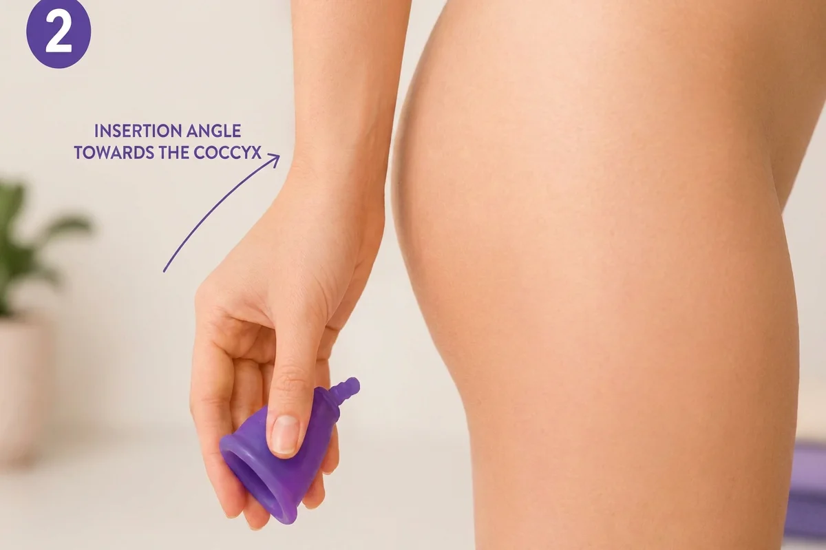 step 2 how to know if you have inserted the menstrual cup correctly papayacup